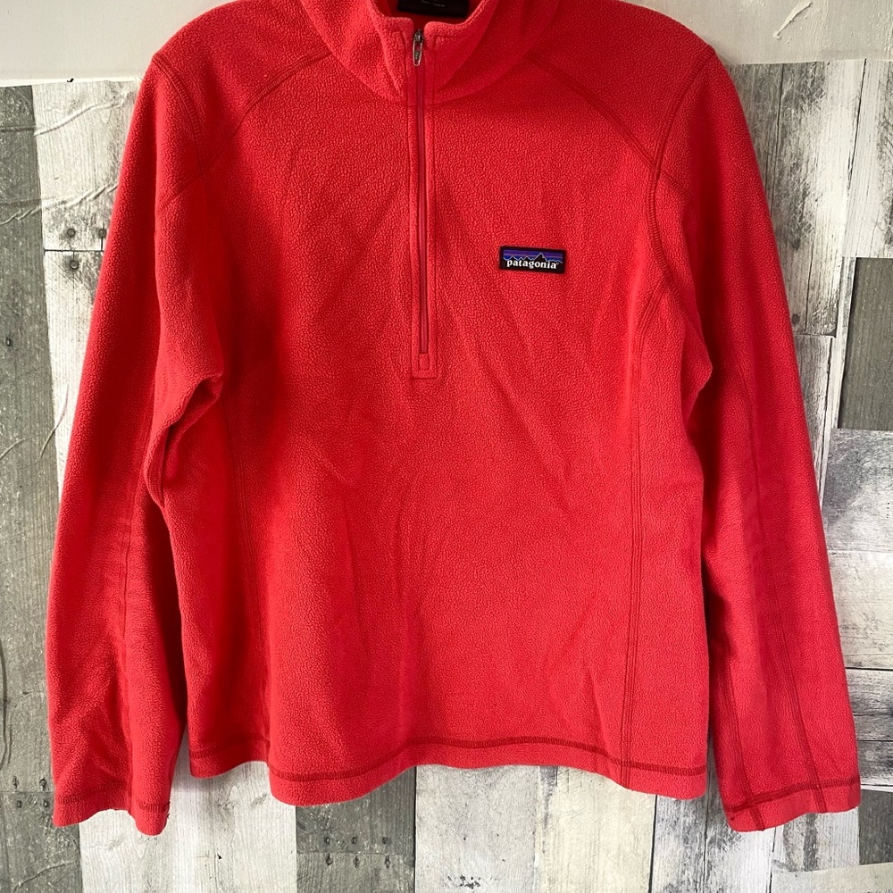 Patagonia Men's Red Sweater